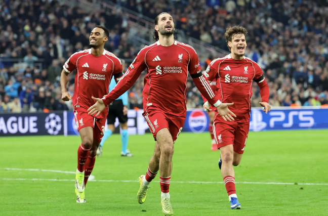 Salah Kembali, Liverpool Lumat Marseille 3-0