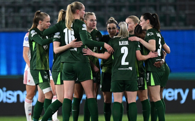 Gol Spektakuler Beerensteyn Bawa Wolfsburg Curi Kemenangan Tipis atas Lyon, Duel Pamungkas di Prancis Kian Membara