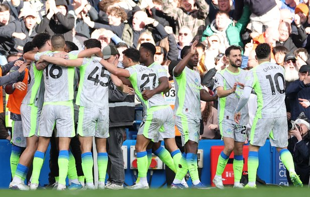 Manchester City Bangkit dan Hancurkan Chelsea di Stamford Bridge, Perburuan Gelar Liga Premier Kembali Membara